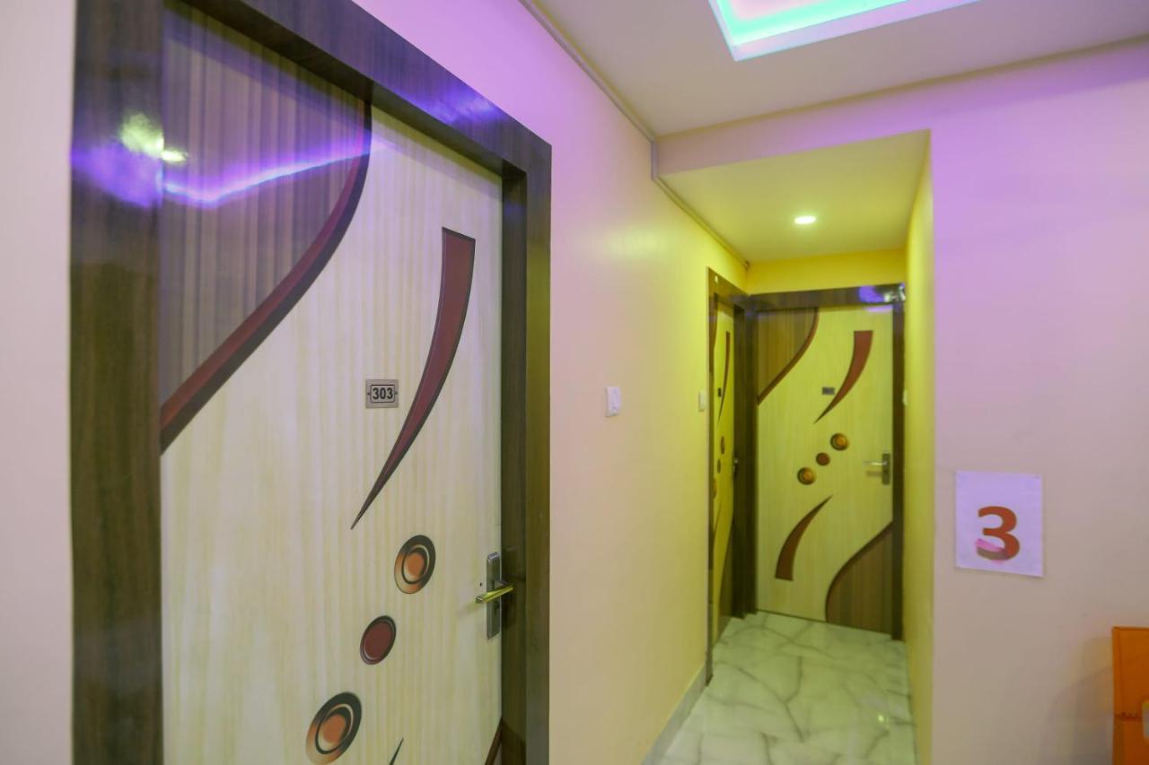 Oyo 62042 Niloy Guest House Jādabpur Exterior photo